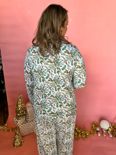 Holly Jolly Long Sleeve and Pant Pajama Set-K. Ellis Boutique