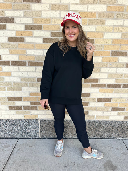 Solid Long Sleeve Round Neck Pullover- Black-K. Ellis Boutique