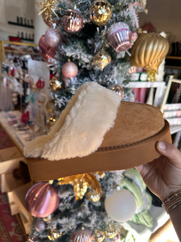 Platform Fur Lined Sherpa Sherpa Slippers-K. Ellis Boutique