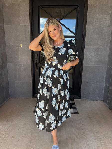 Floral Scallop Hem Top- Navy-K. Ellis Boutique