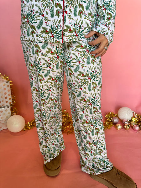 Holly Jolly Long Sleeve and Pant Pajama Set-K. Ellis Boutique