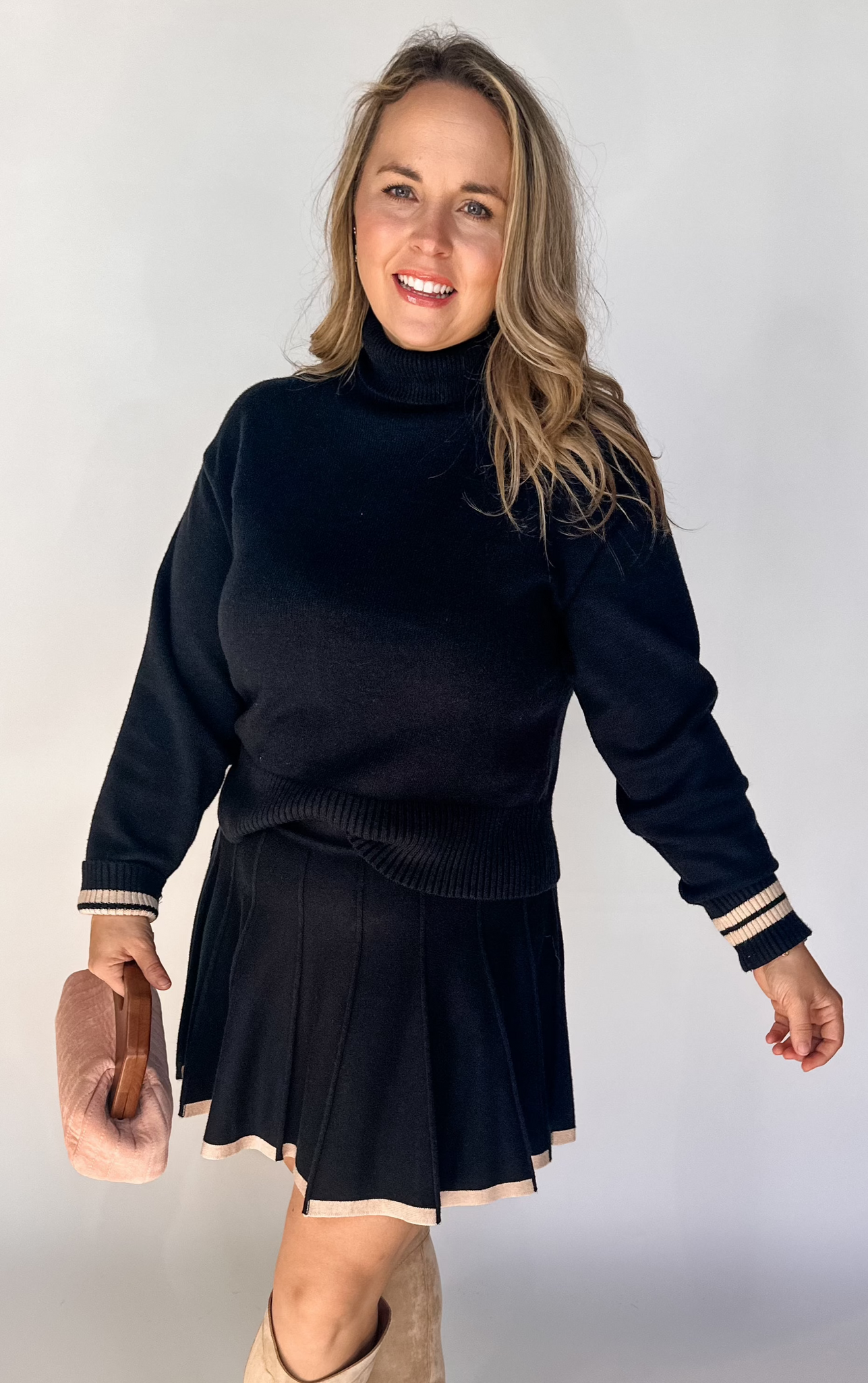 LONG SLEEVE TURTLE NECK SWEATER- BLACK-K. Ellis Boutique