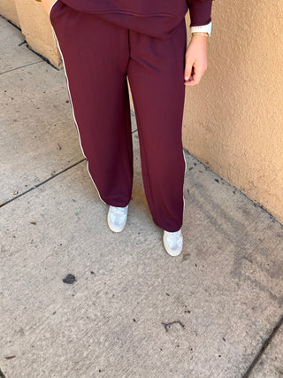 On The Line Piping Set- Dark Cherry
