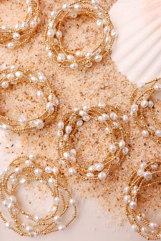 Maggie Bracelet in Gold: Standard 6.75 Inch